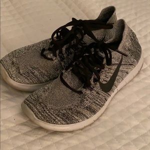 Nike FreeRun FlyKnits